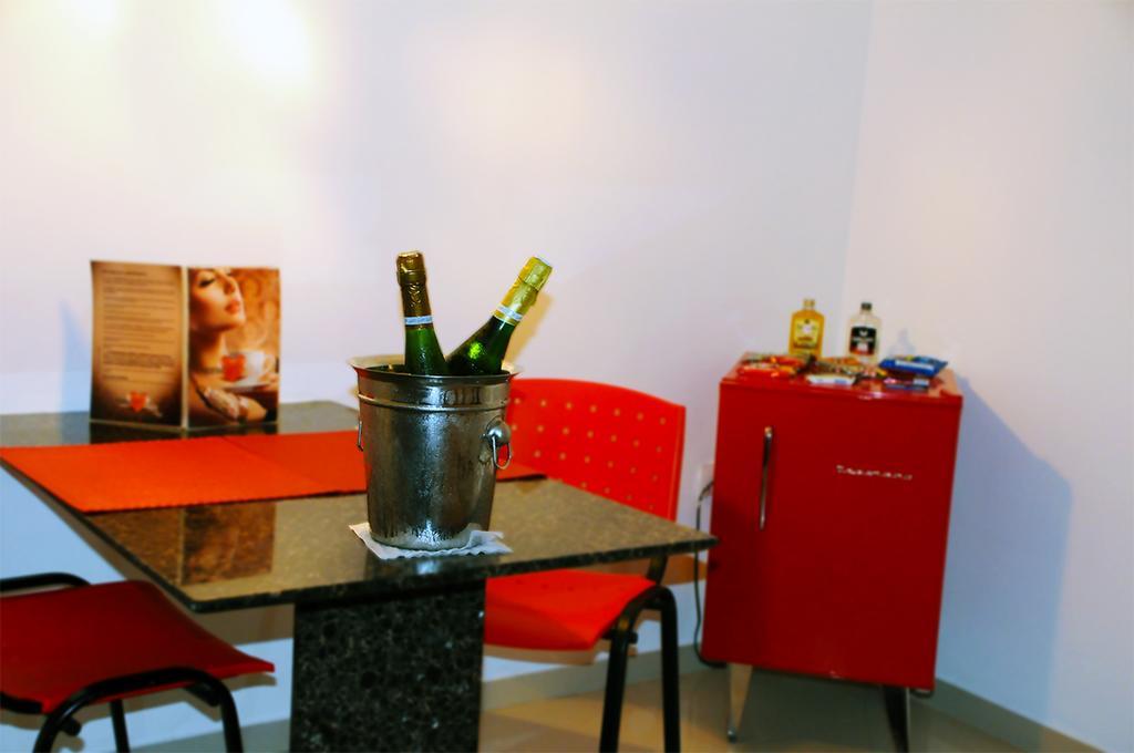 Tititi Motel (Adults Only) Олинда Экстерьер фото