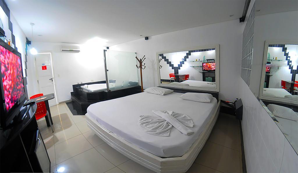 Tititi Motel (Adults Only) Олинда Экстерьер фото